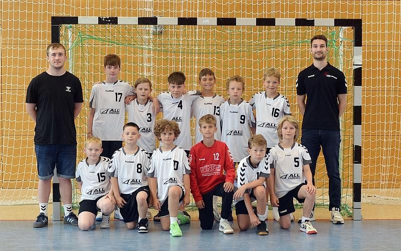 Teamfoto der männlichen D-Jugend der HSG Linden